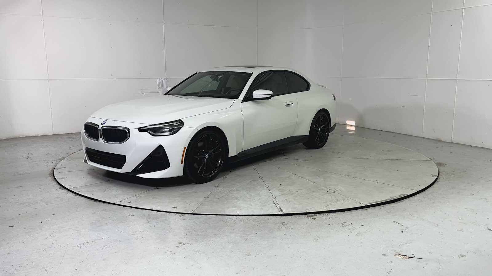 Thumbnail: 2023 BMW 2 Series - 6