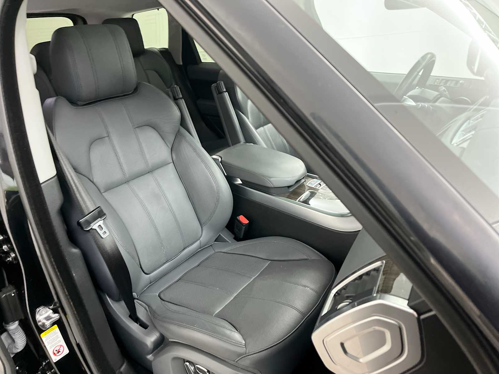 Thumbnail: 2015 Land Rover Range Rover Sport - 31