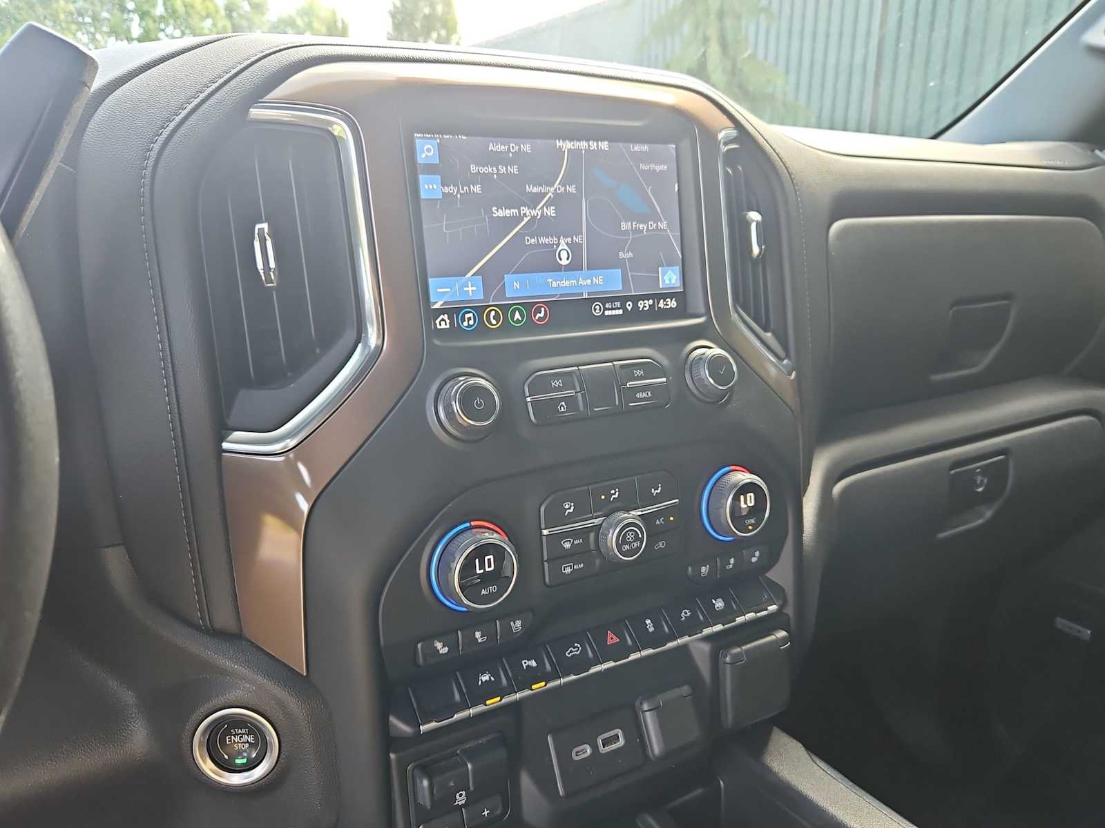 Thumbnail: 2022 Chevrolet Silverado 1500 - 24