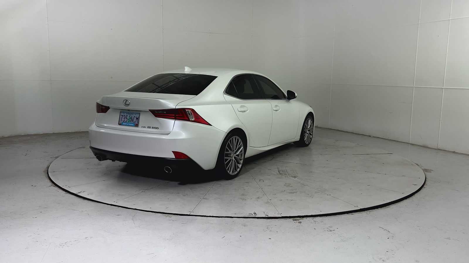 Thumbnail: 2016 Lexus IS - 2
