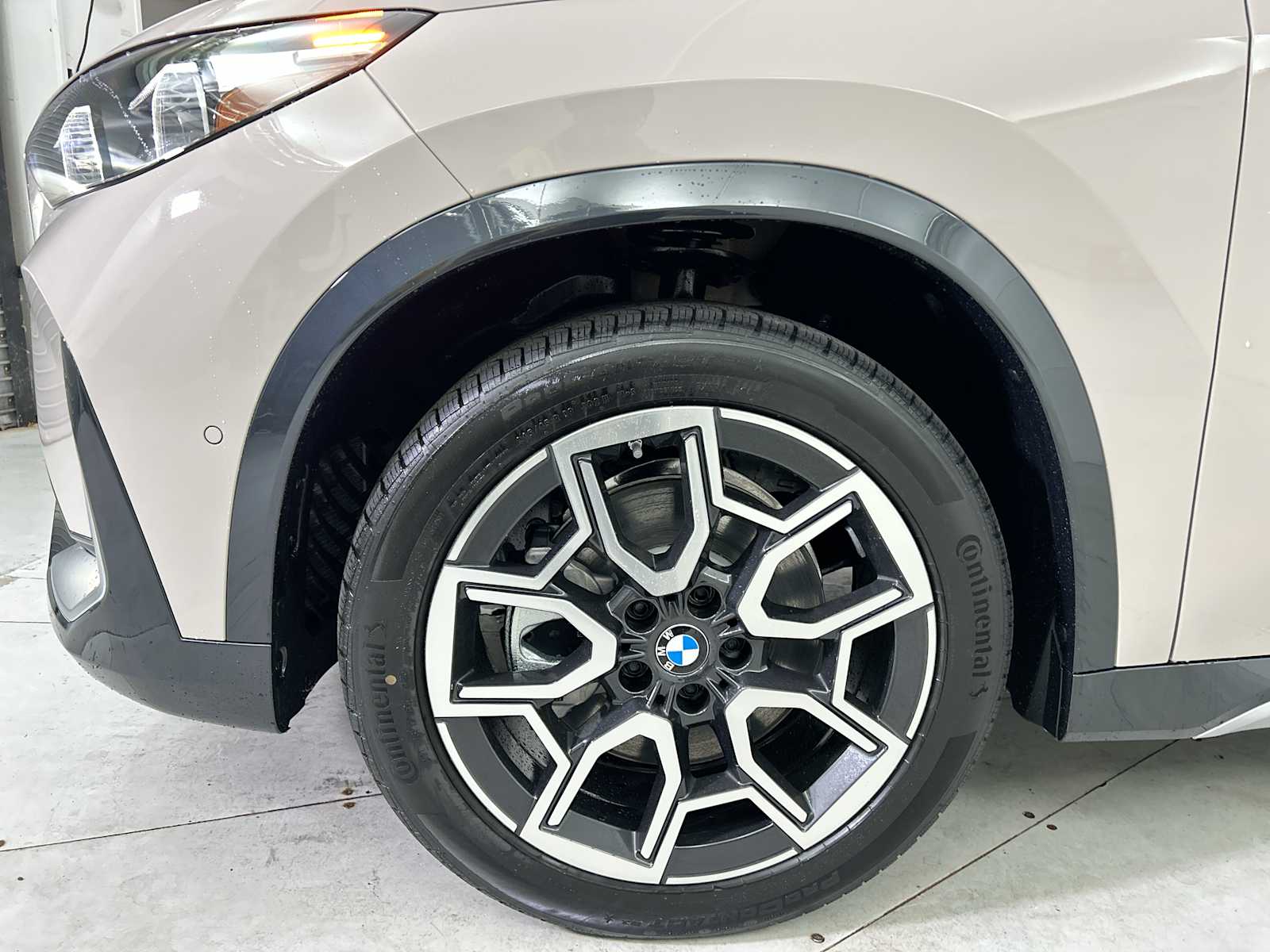 Thumbnail: 2026 BMW X1 - 19