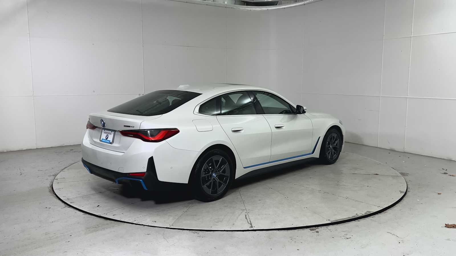 2024 Bmw i4 eDrive40 photo 2