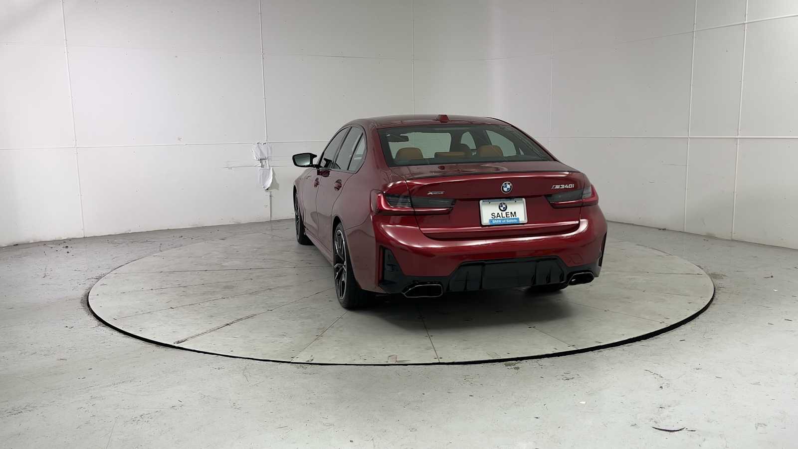 Thumbnail: 2026 BMW 3 Series - 3