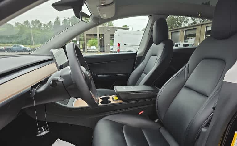 2021 Tesla Model Y Long Range 3