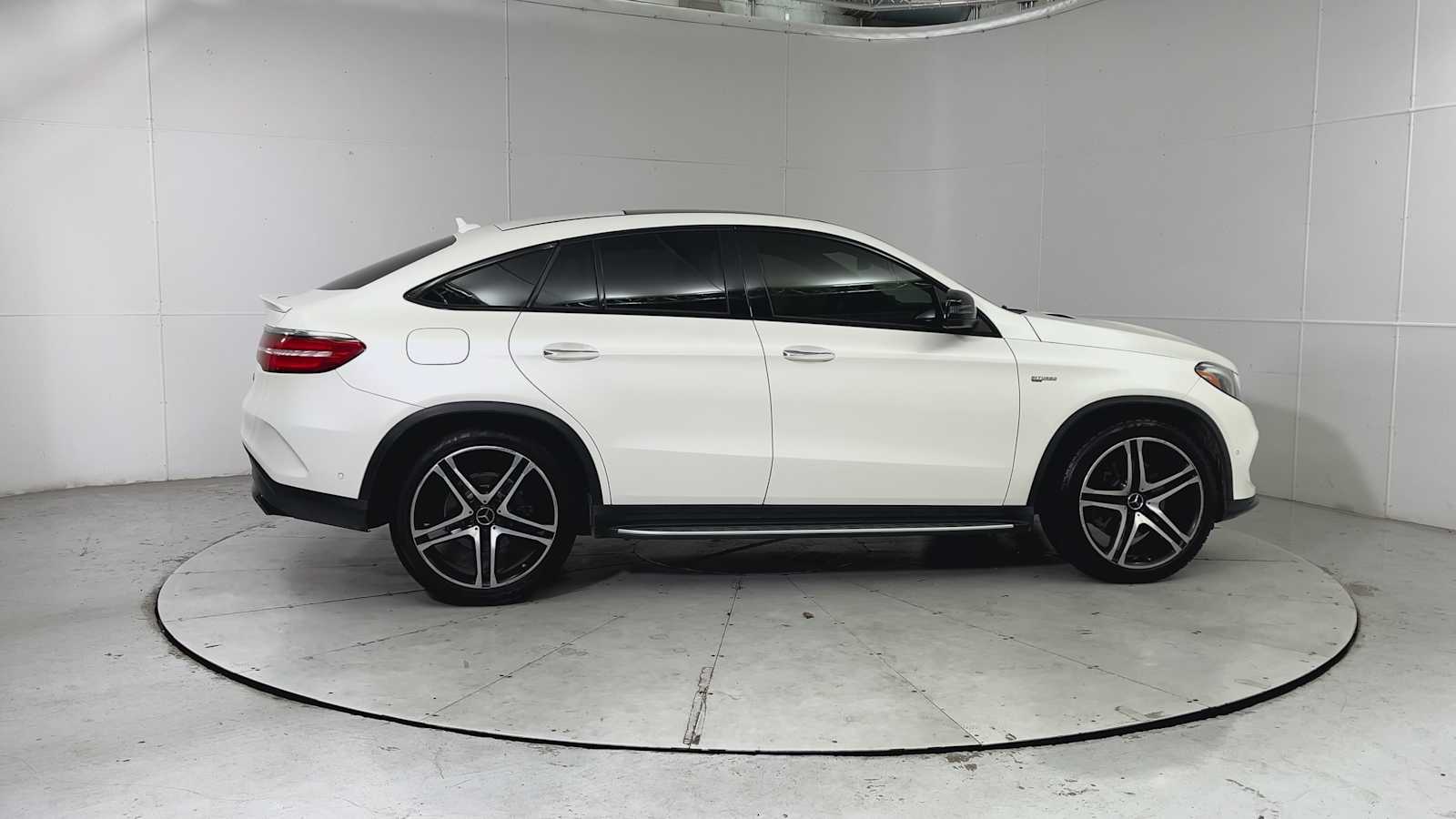 Thumbnail: 2019 Mercedes-Benz GLE - 9