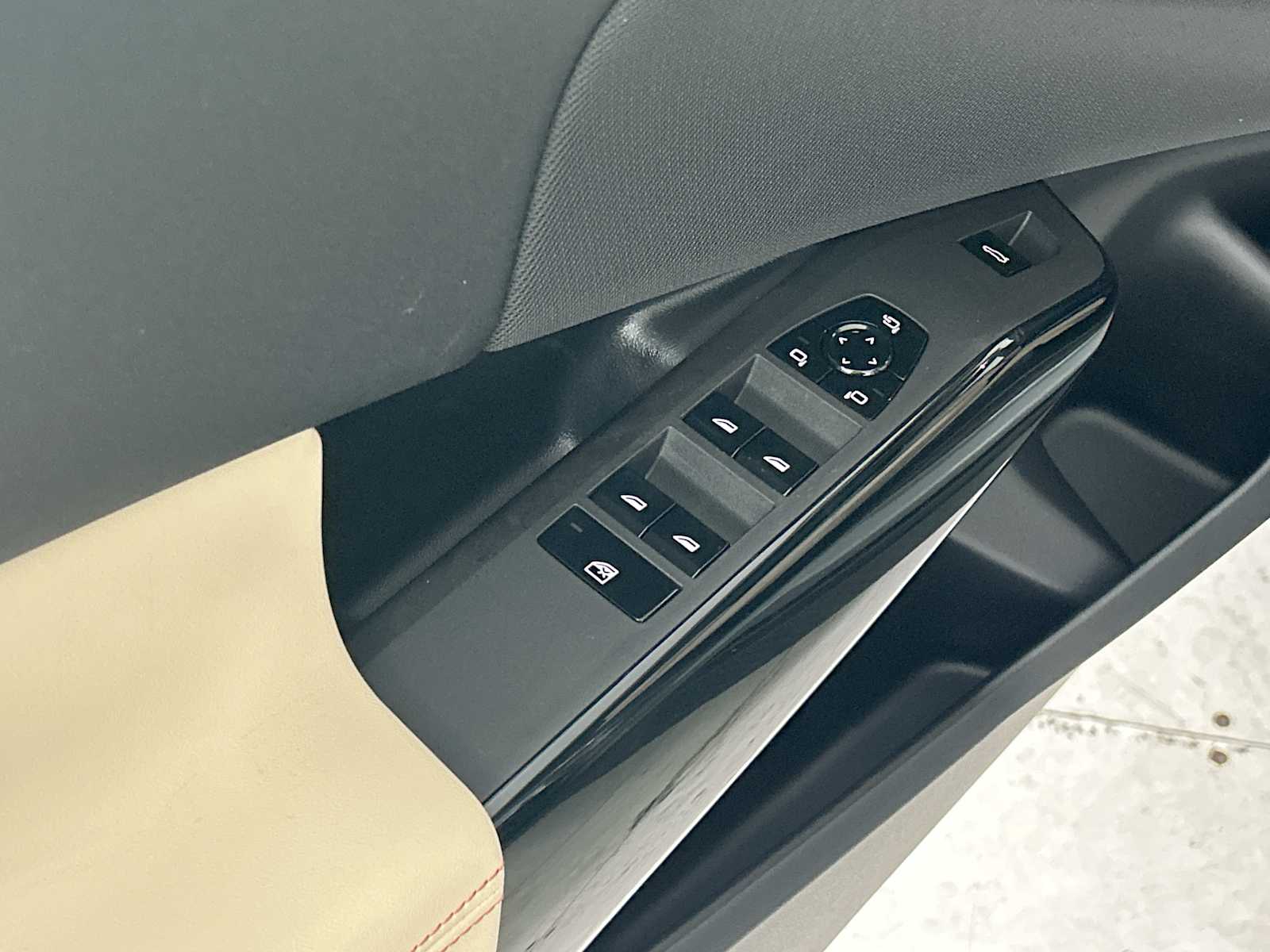 Thumbnail: 2026 BMW X3 - 15