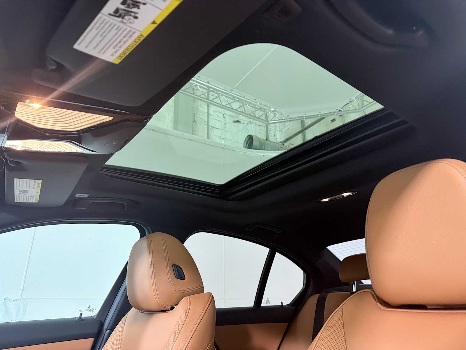 Thumbnail: 2023 BMW 3 Series - 16