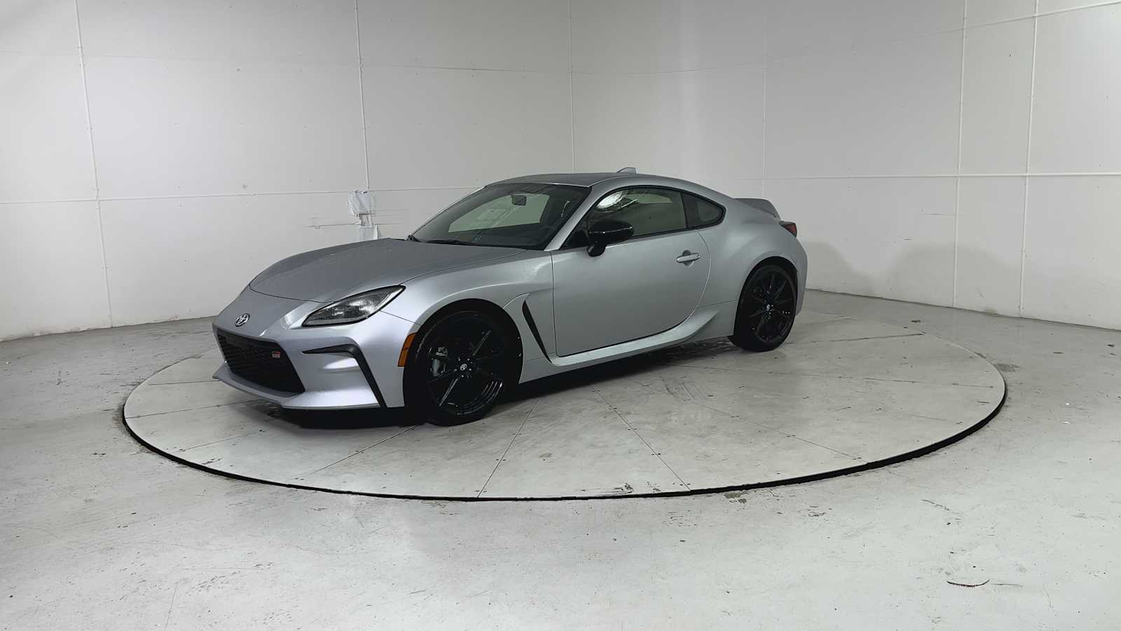 Thumbnail: 2023 Toyota GR86 - 6