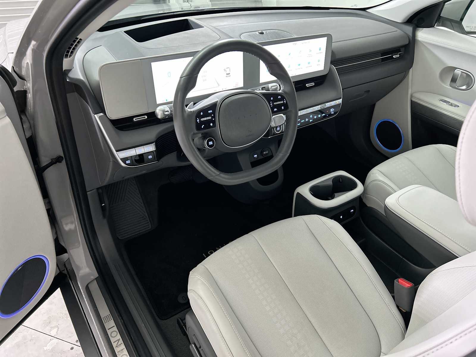 Thumbnail: 2024 Hyundai Ioniq 5 - 11