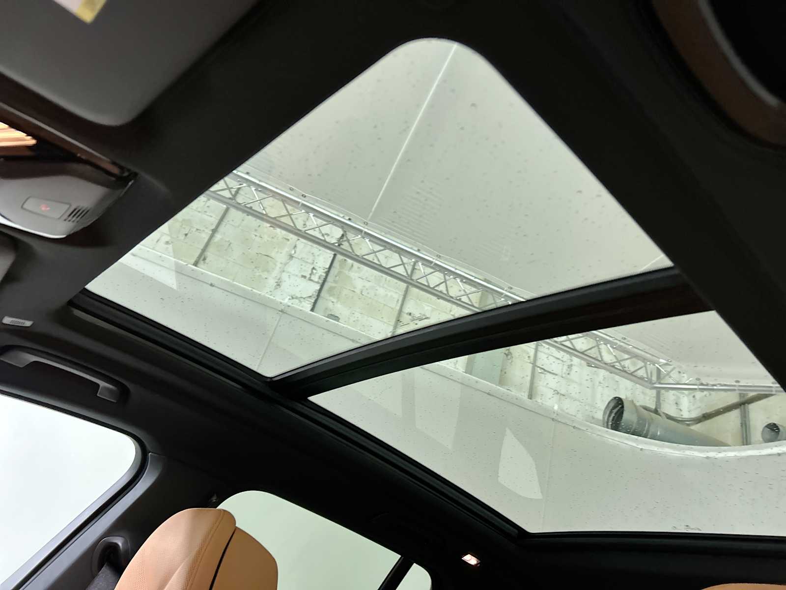 Thumbnail: 2026 BMW X5 - 16