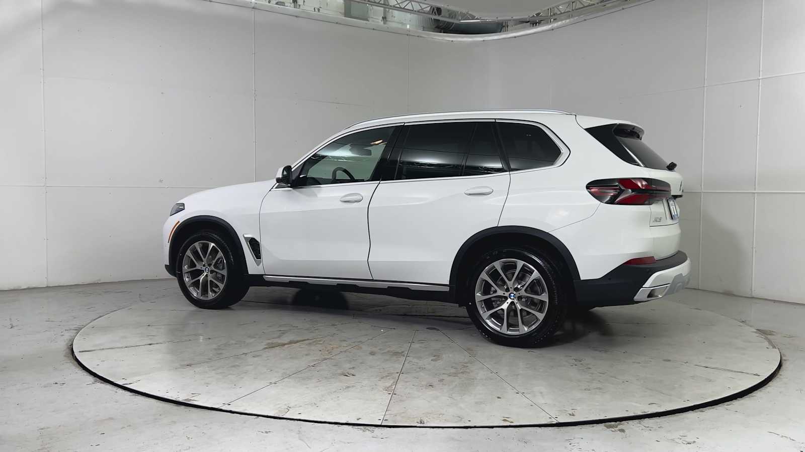 2026 Bmw X5 xDrive40i photo 4