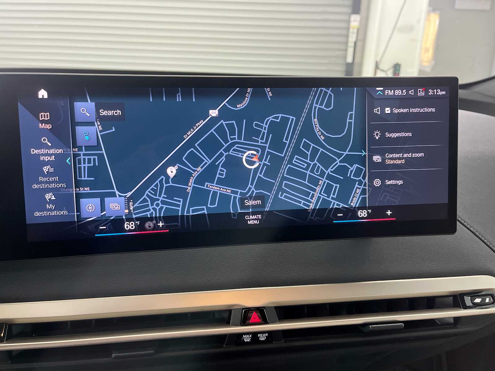 Thumbnail: 2023 BMW iX - 19