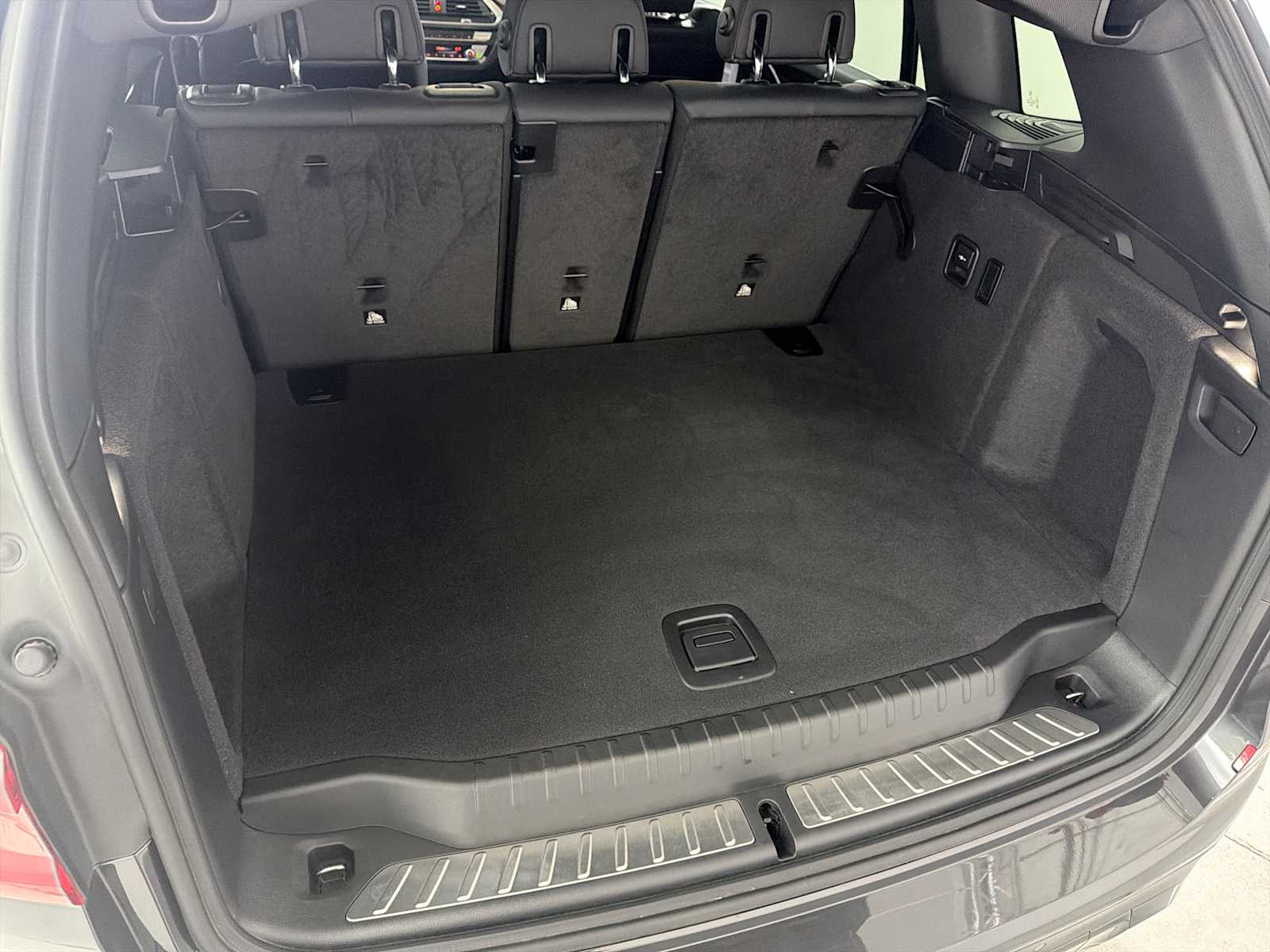 Thumbnail: 2021 BMW X3 - 21