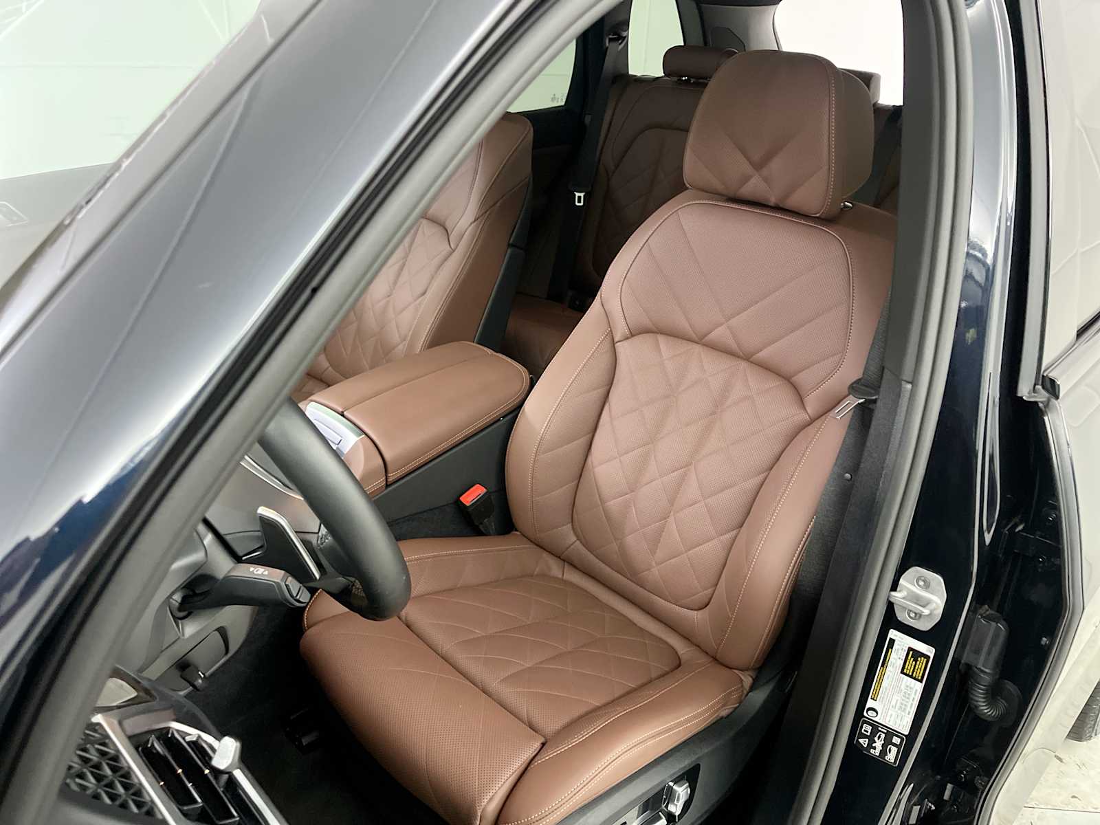 Thumbnail: 2026 BMW X5 - 13