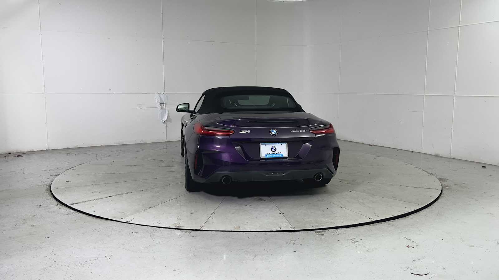 Thumbnail: 2023 BMW Z4 - 3