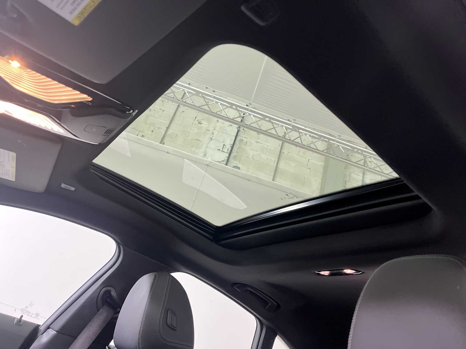 Thumbnail: 2025 BMW i4 - 16