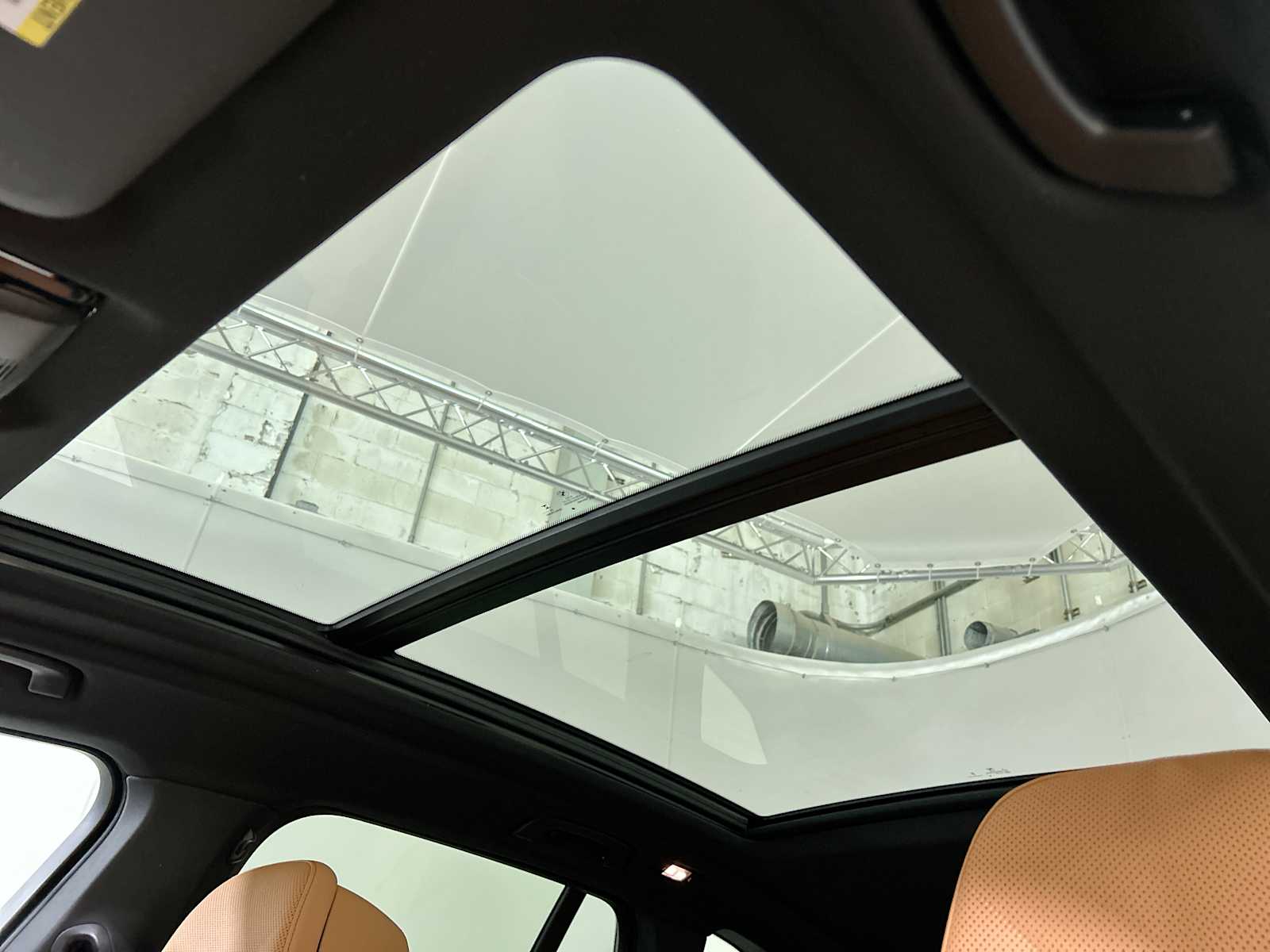 Thumbnail: 2026 BMW X5 - 16