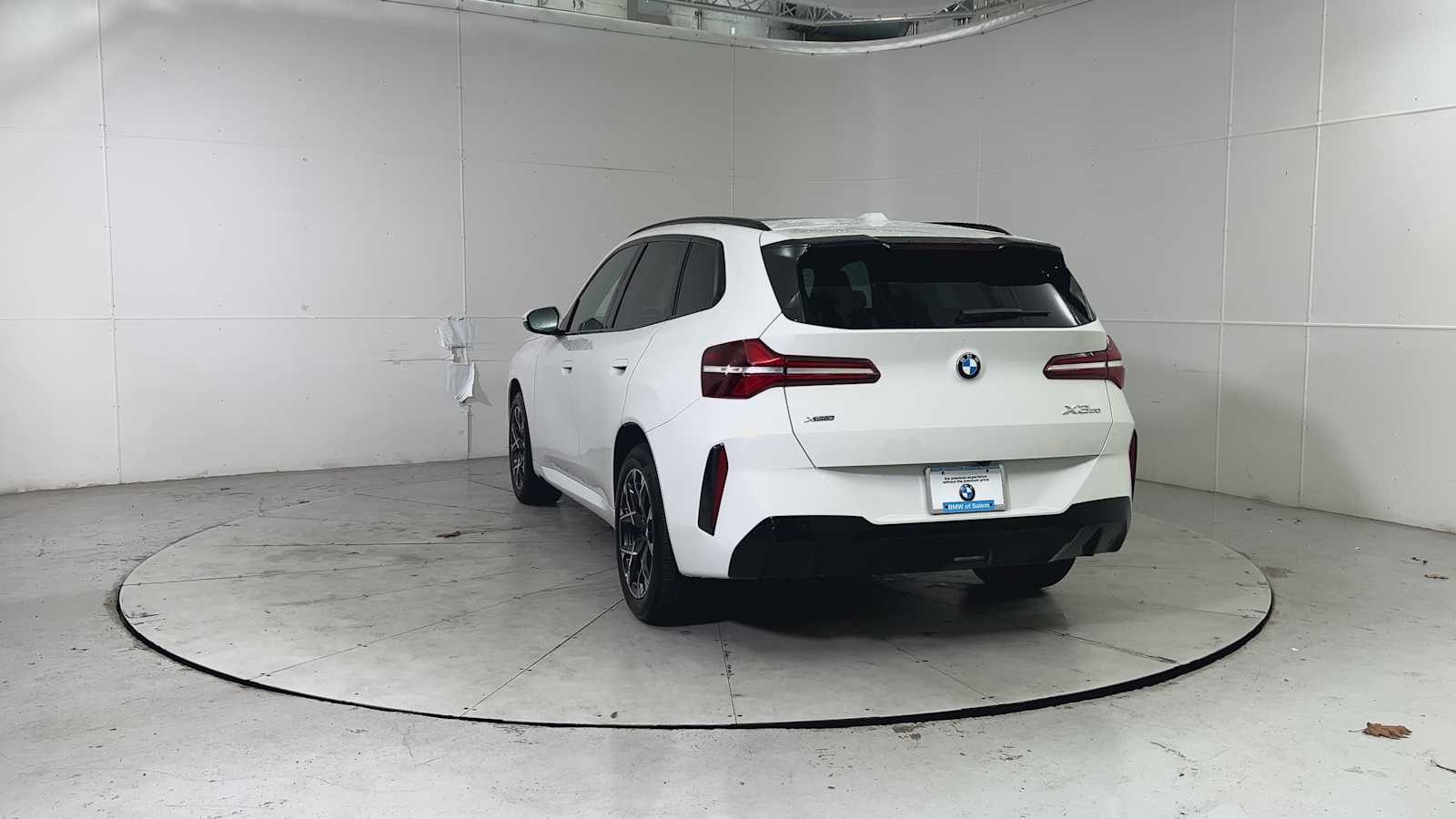 Thumbnail: 2026 BMW X3 - 3