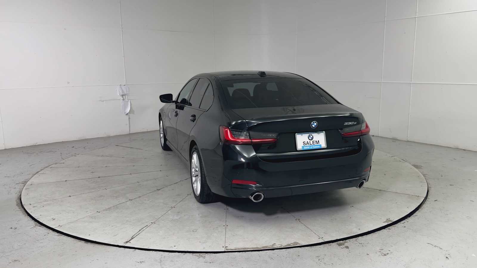 Thumbnail: 2023 BMW 3 Series - 3