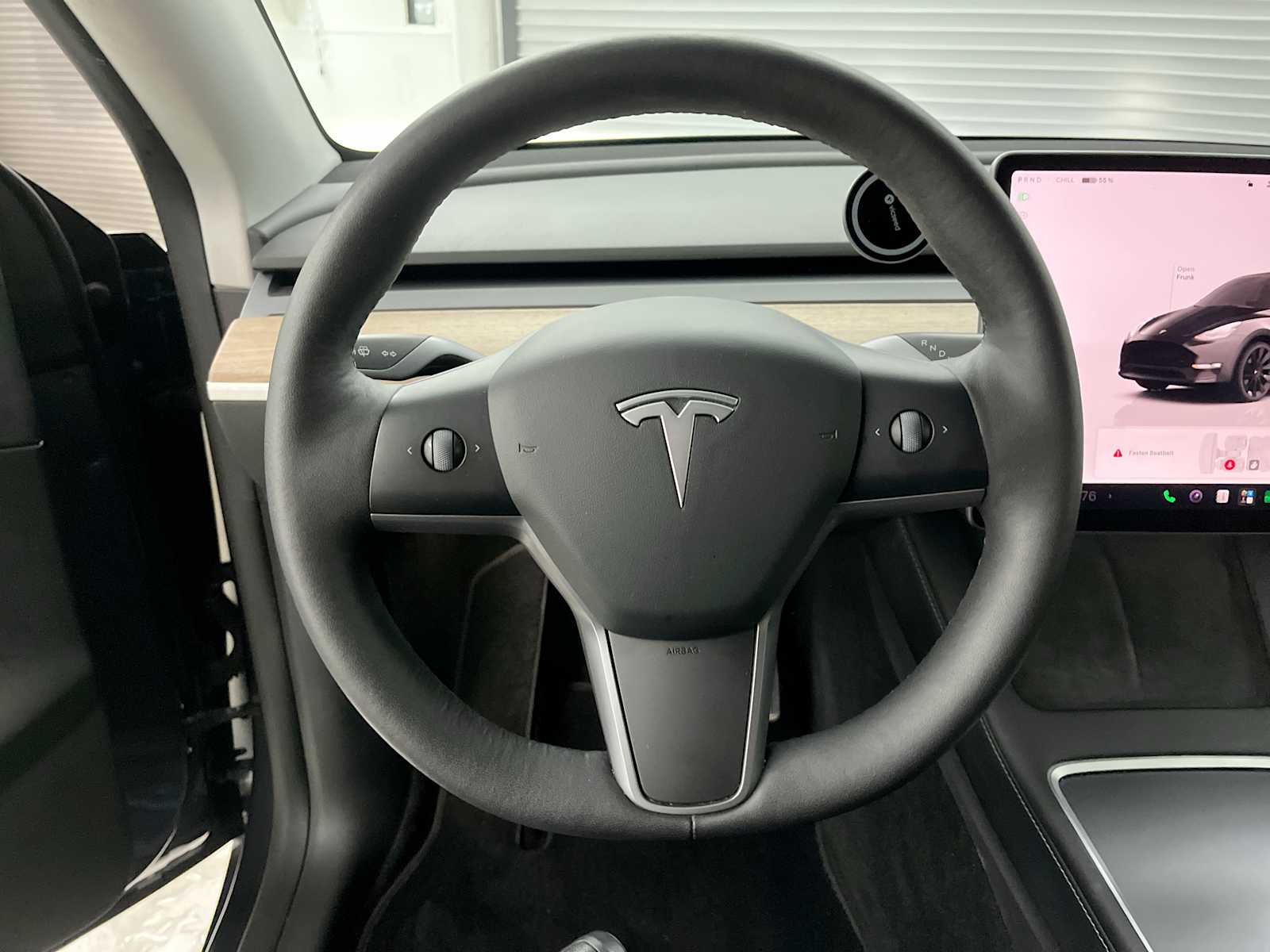 Thumbnail: 2022 Tesla Model Y - 17