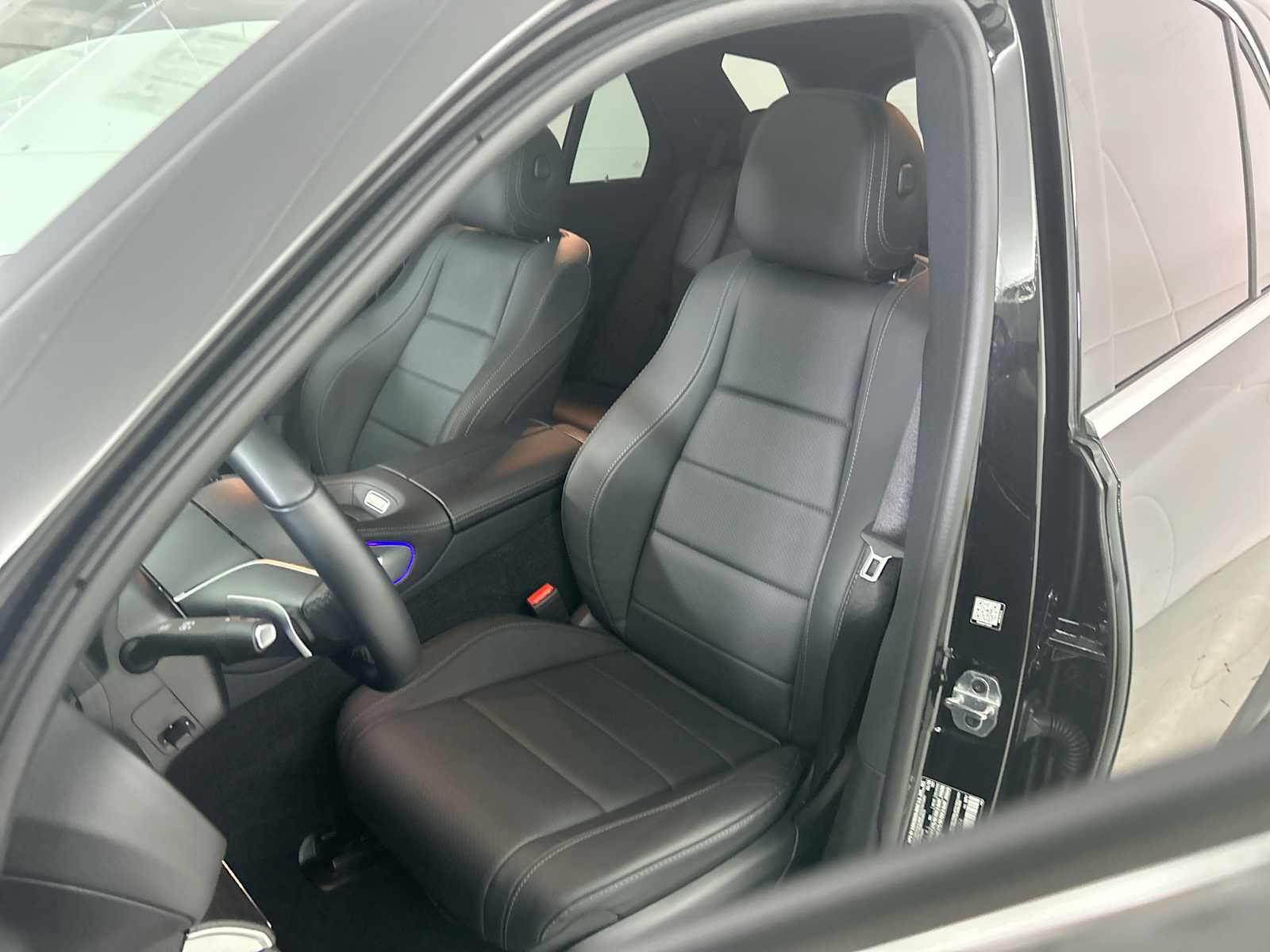 Thumbnail: 2025 Mercedes-Benz GLE - 13