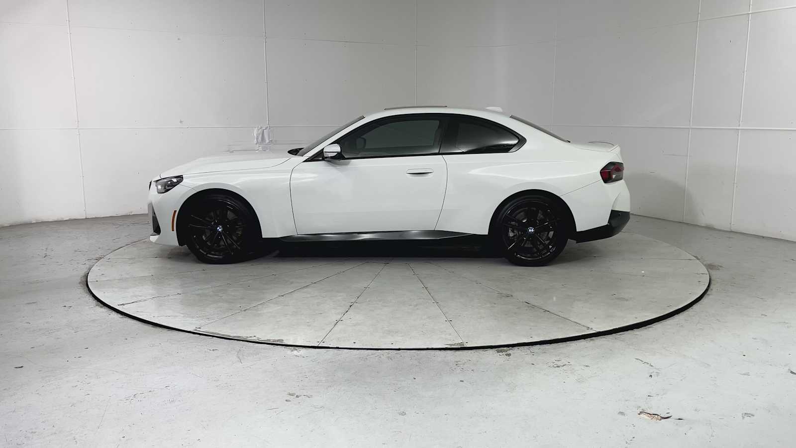 Thumbnail: 2023 BMW 2 Series - 5