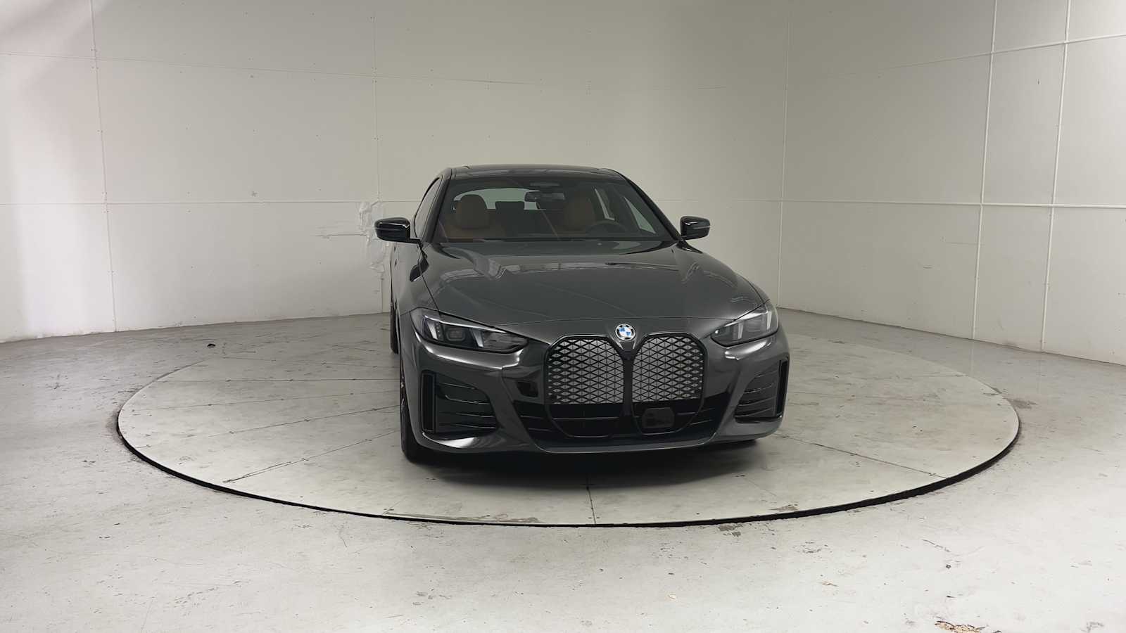 Thumbnail: 2026 BMW i4 - 7