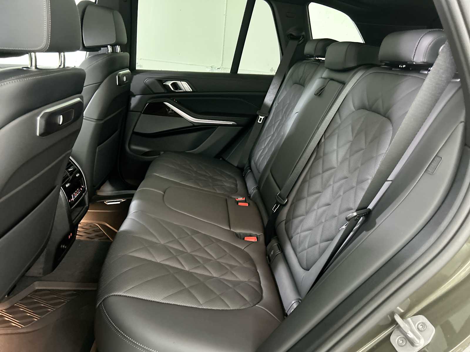 Thumbnail: 2026 BMW X5 - 25