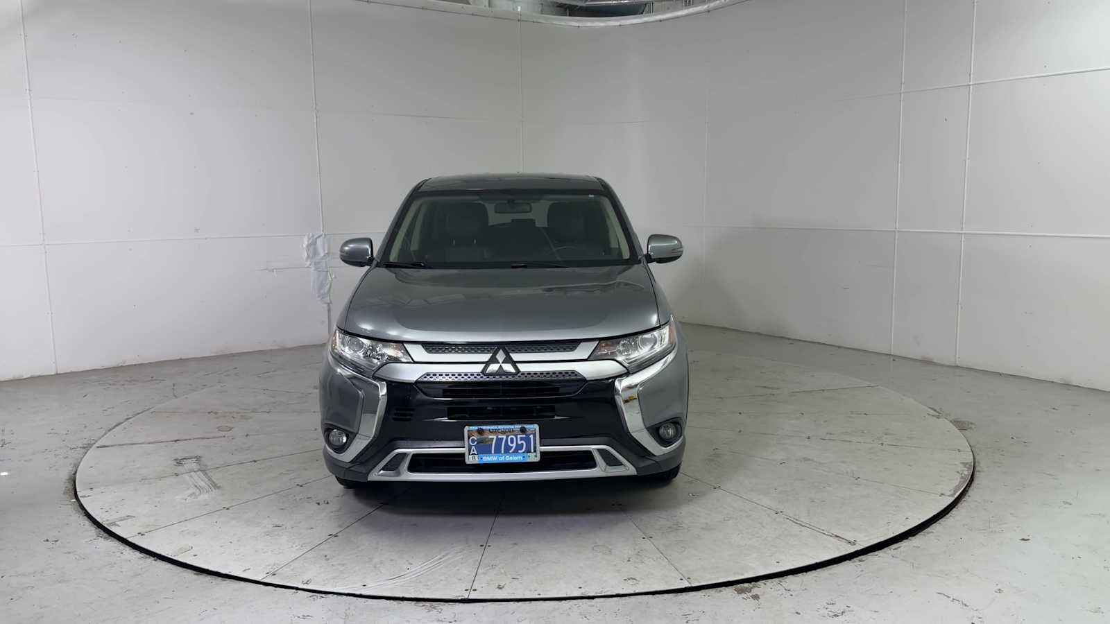 Thumbnail: 2019 Mitsubishi Outlander - 7