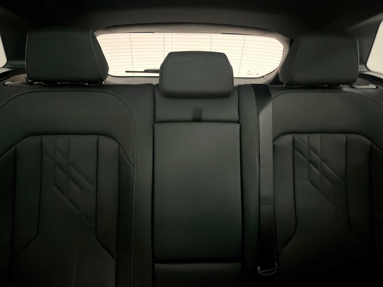 Thumbnail: 2026 BMW X3 - 13