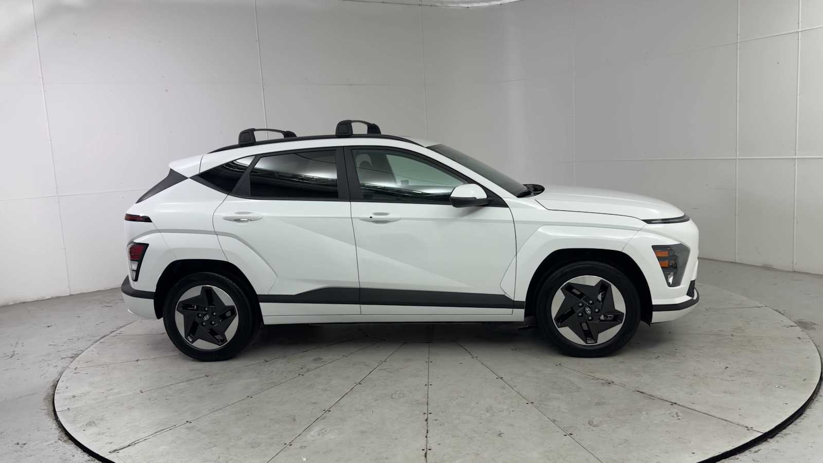 Thumbnail: 2024 Hyundai Kona - 9