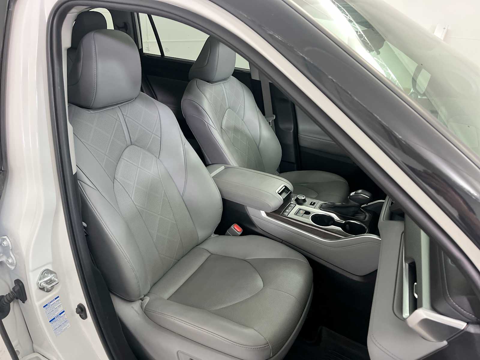 Thumbnail: 2020 Toyota Highlander - 33