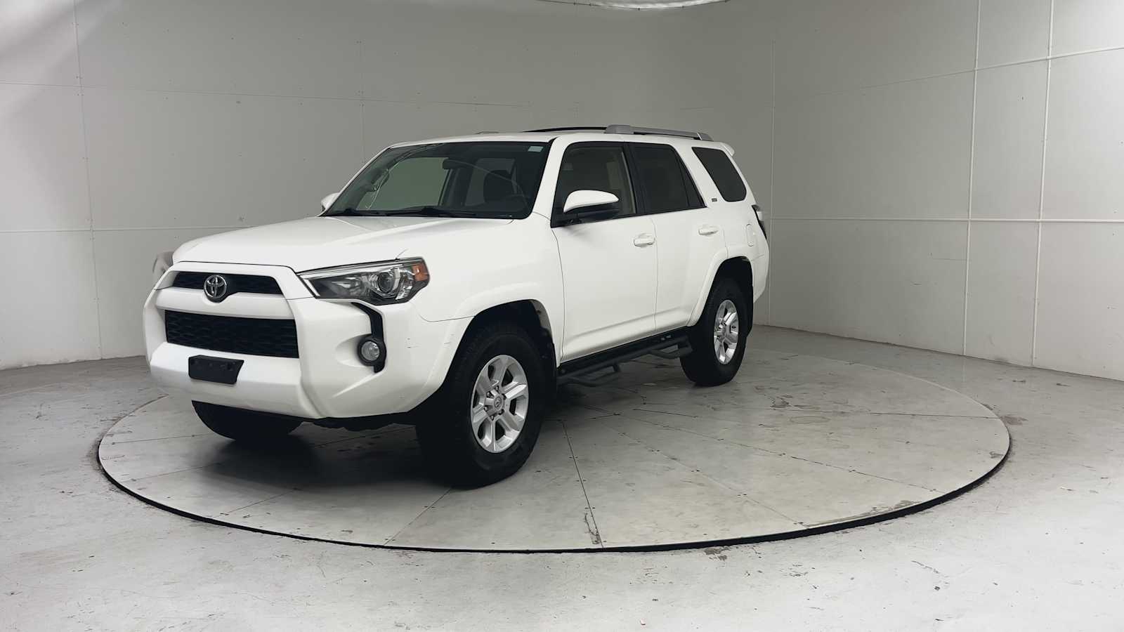 Thumbnail: 2016 Toyota 4Runner - 5