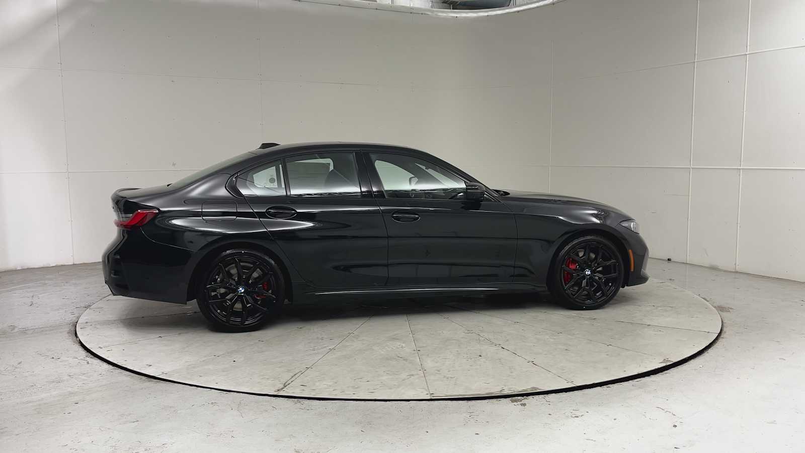 Thumbnail: 2026 BMW 3 Series - 7