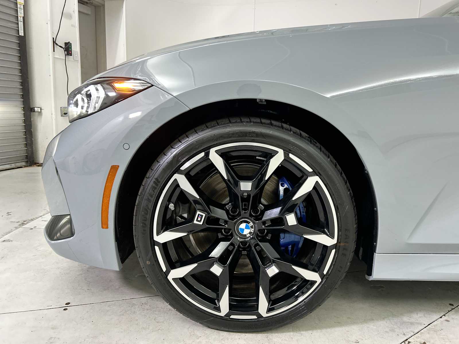 Thumbnail: 2026 BMW 3 Series - 19