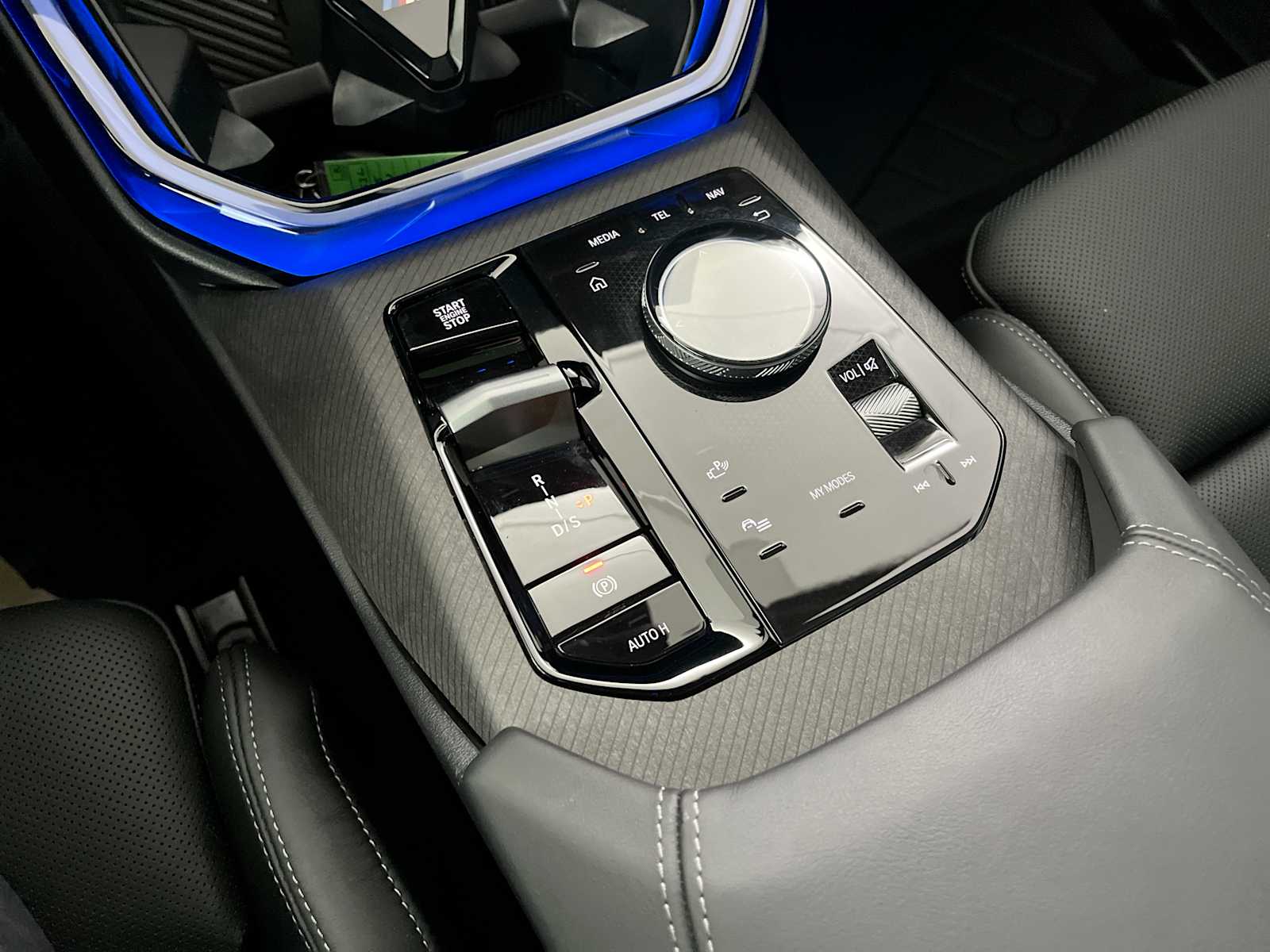 Thumbnail: 2025 BMW X3 - 27