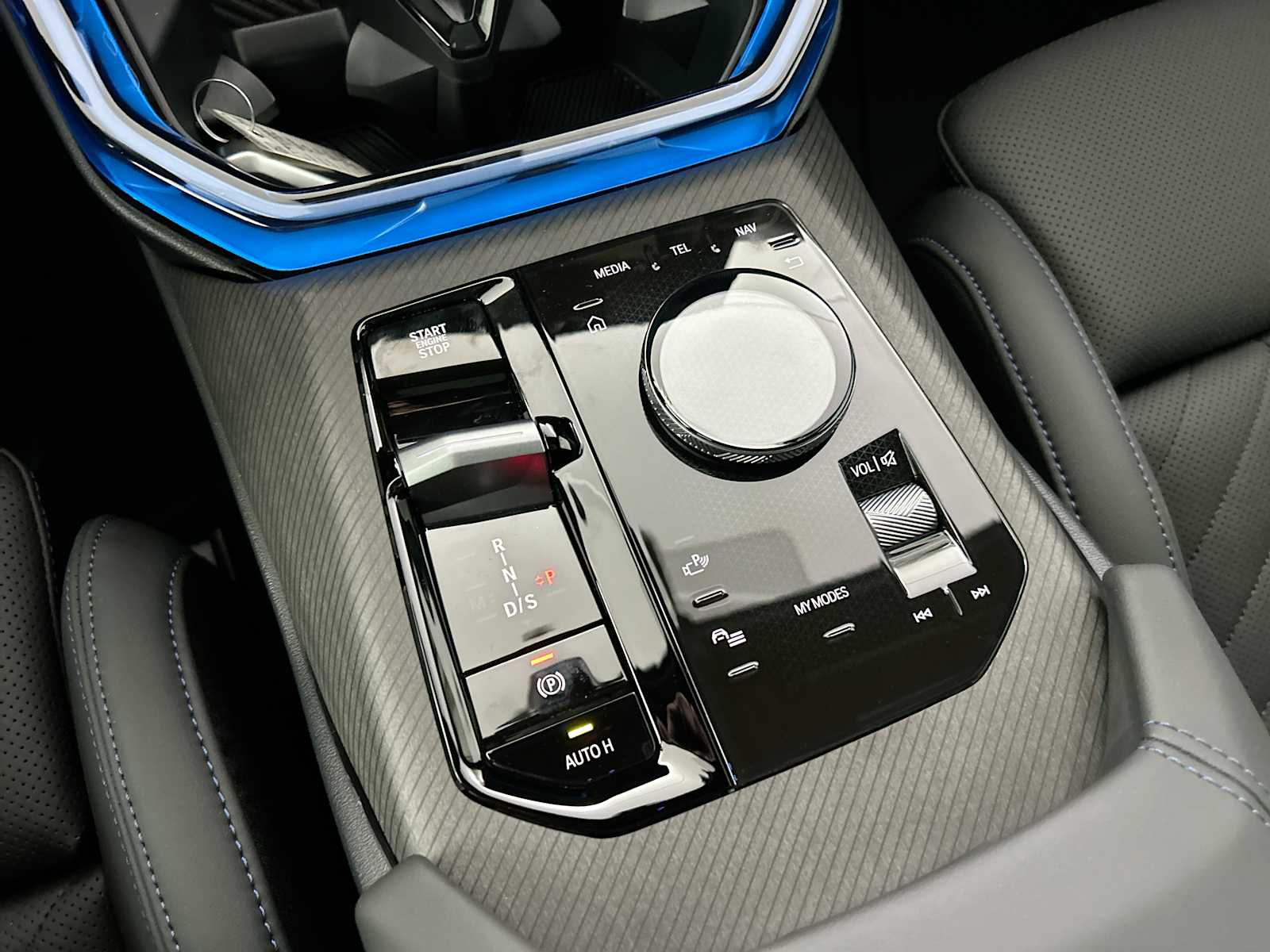 Thumbnail: 2026 BMW X3 - 22