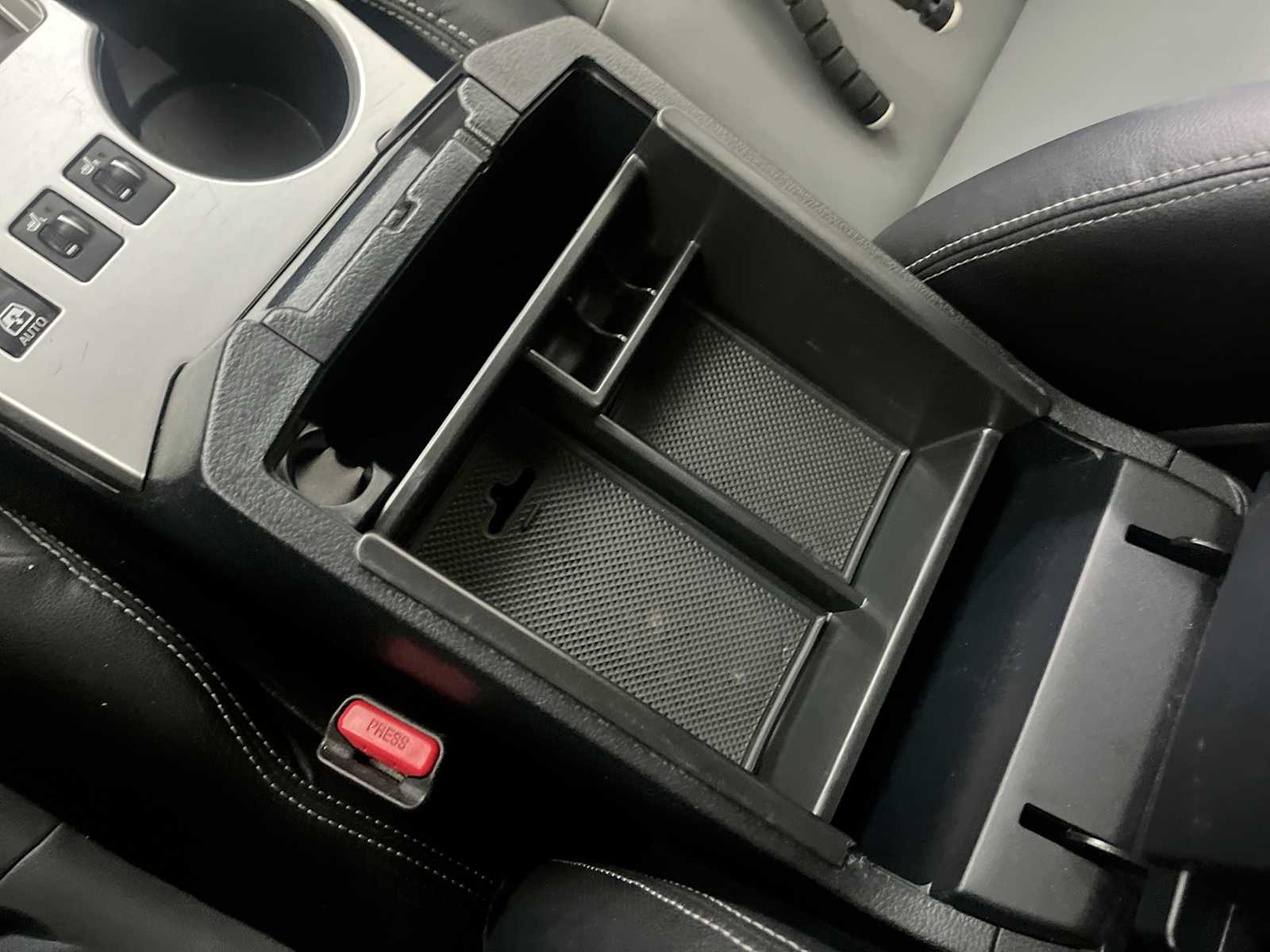 Thumbnail: 2018 Toyota 4Runner - 22