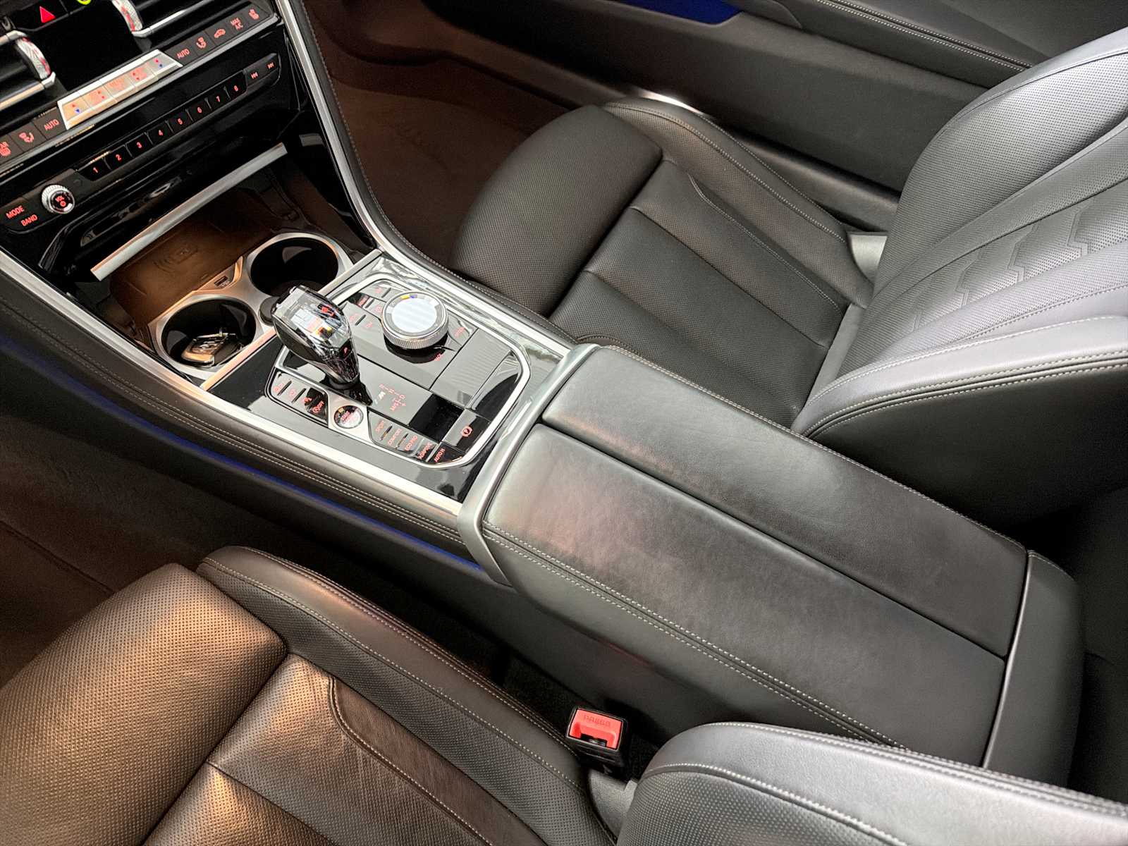 Thumbnail: 2019 BMW 8 Series - 22