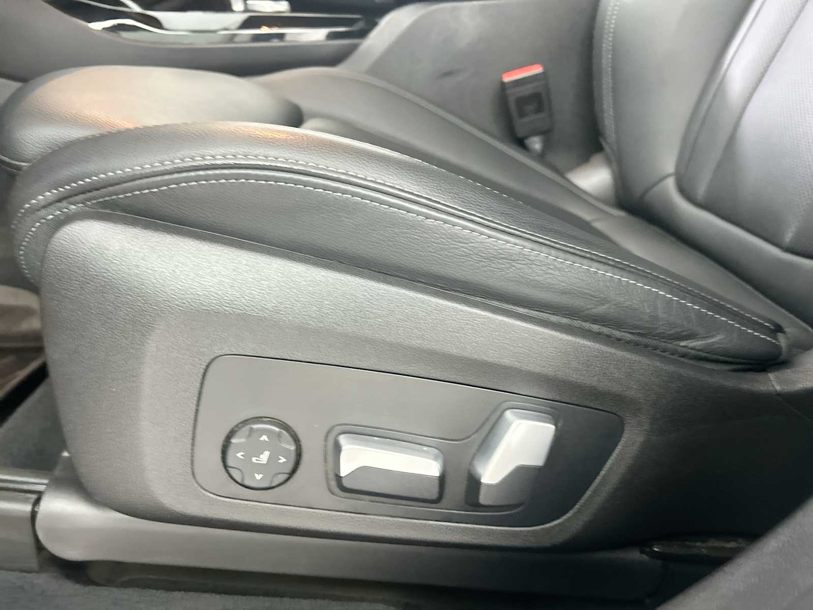 Thumbnail: 2023 BMW X3 - 14