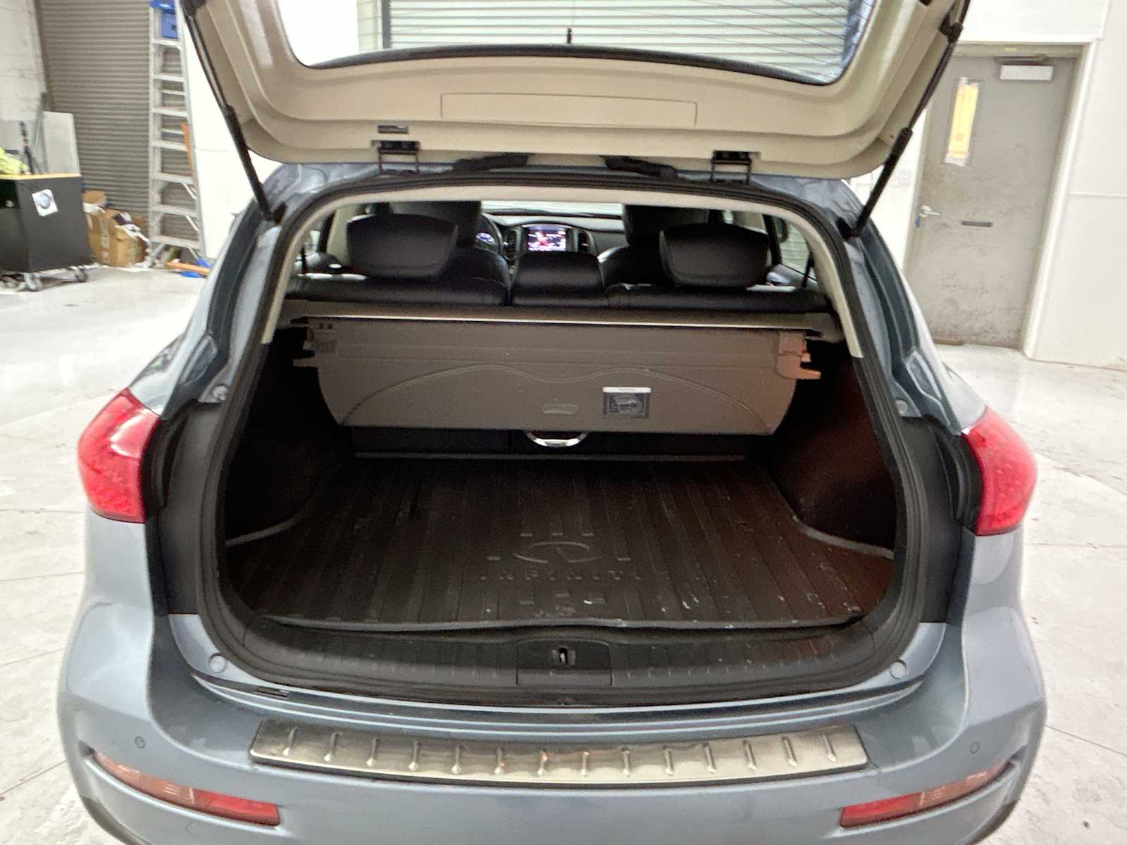 Thumbnail: 2017 INFINITI QX50 - 21