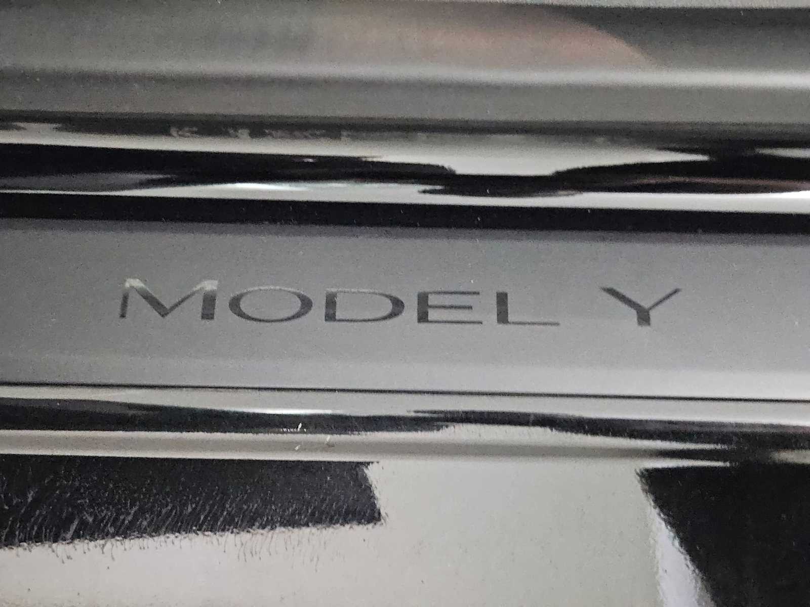Thumbnail: 2021 Tesla Model Y - 13