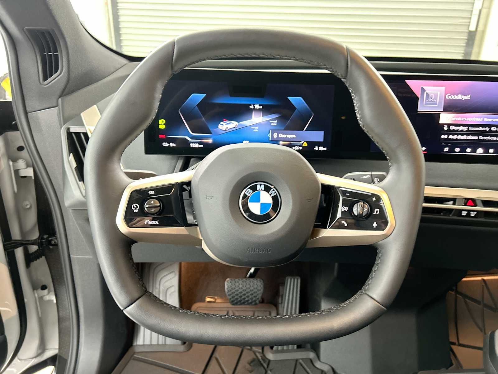 Thumbnail: 2026 BMW iX - 11