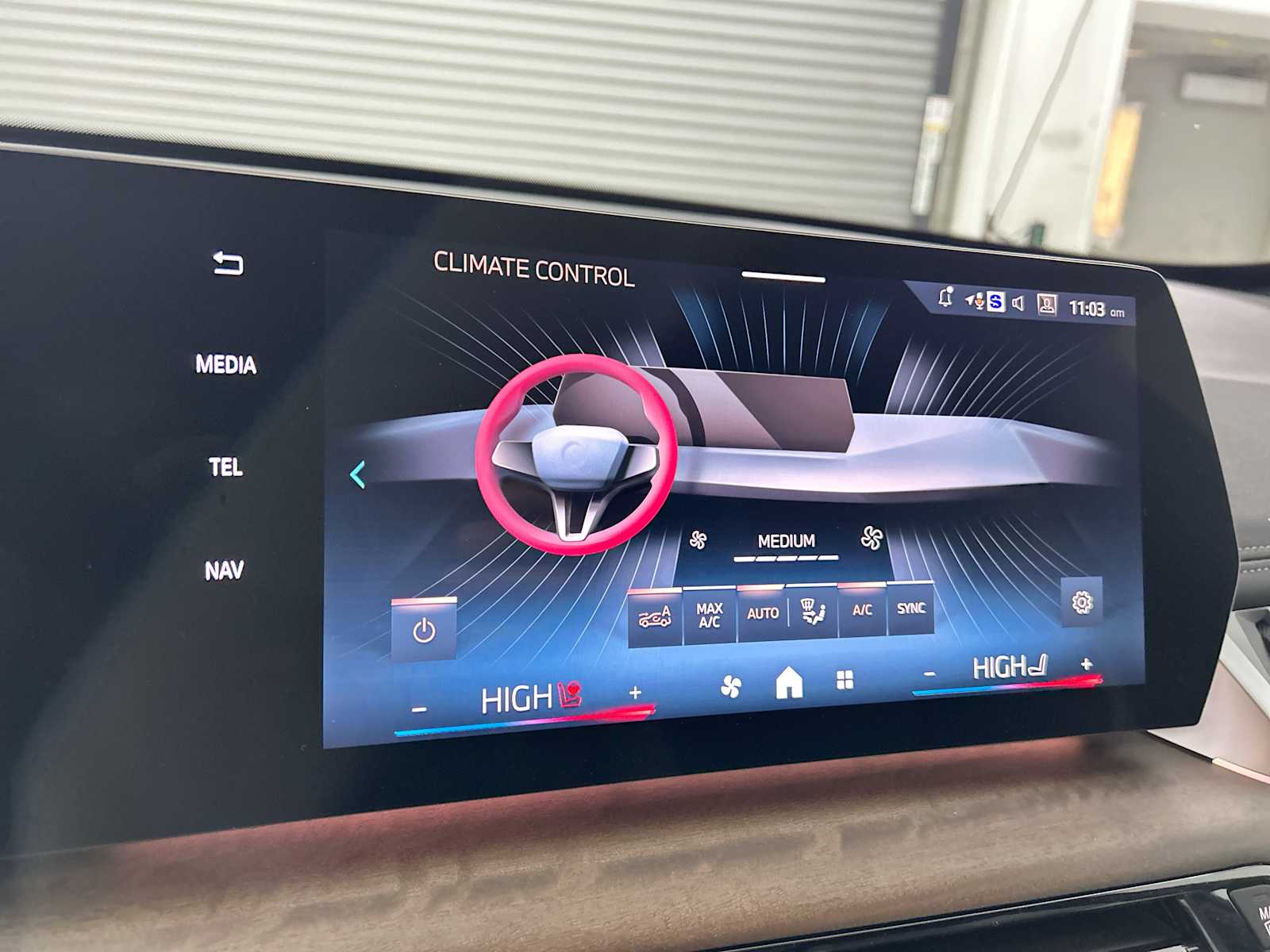 Thumbnail: 2026 BMW X1 - 17