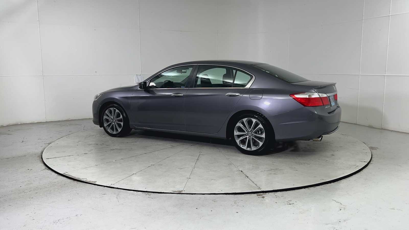 2015 Honda Accord Sport photo 4