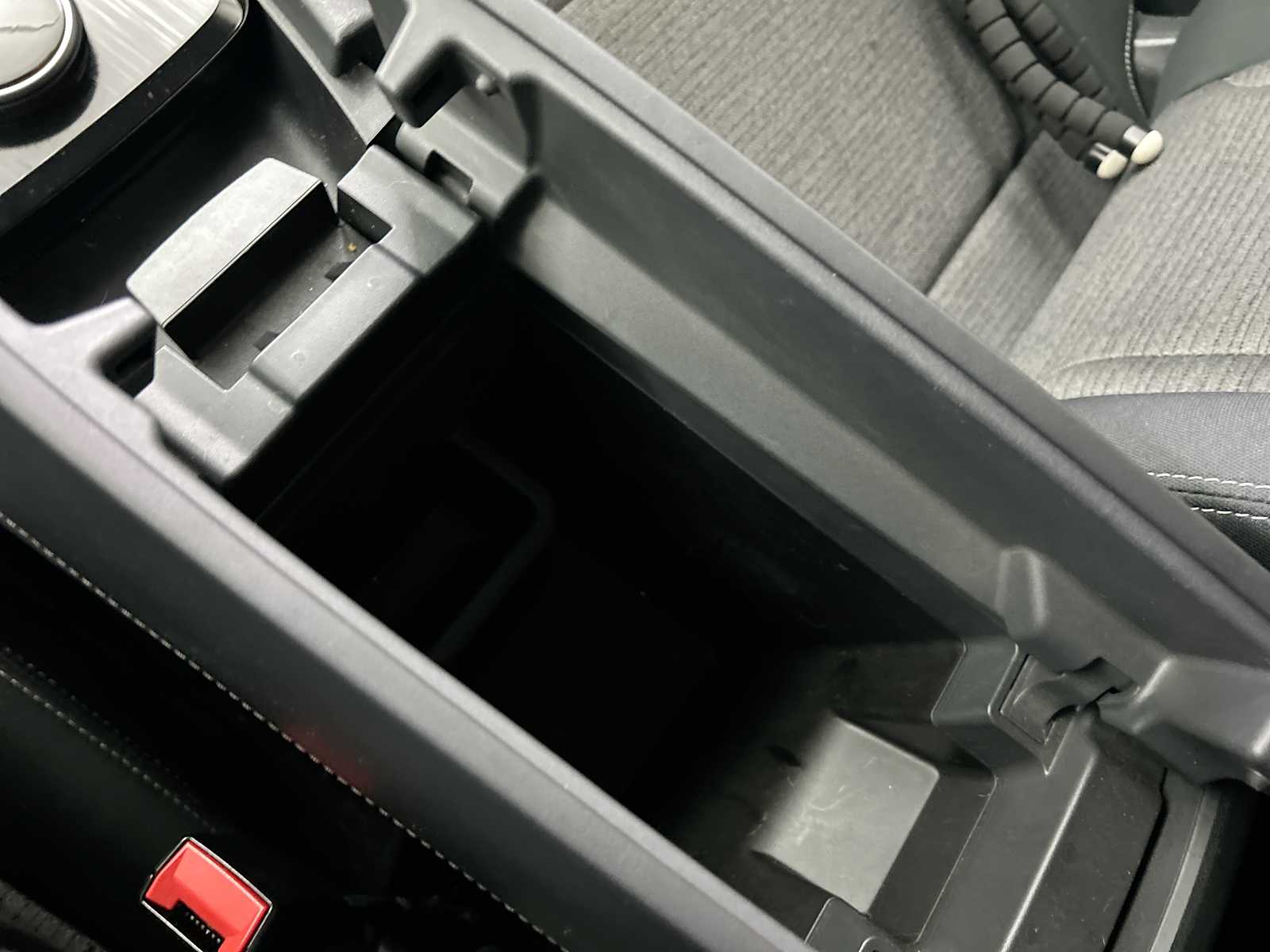 Thumbnail: 2022 Nissan Rogue - 21