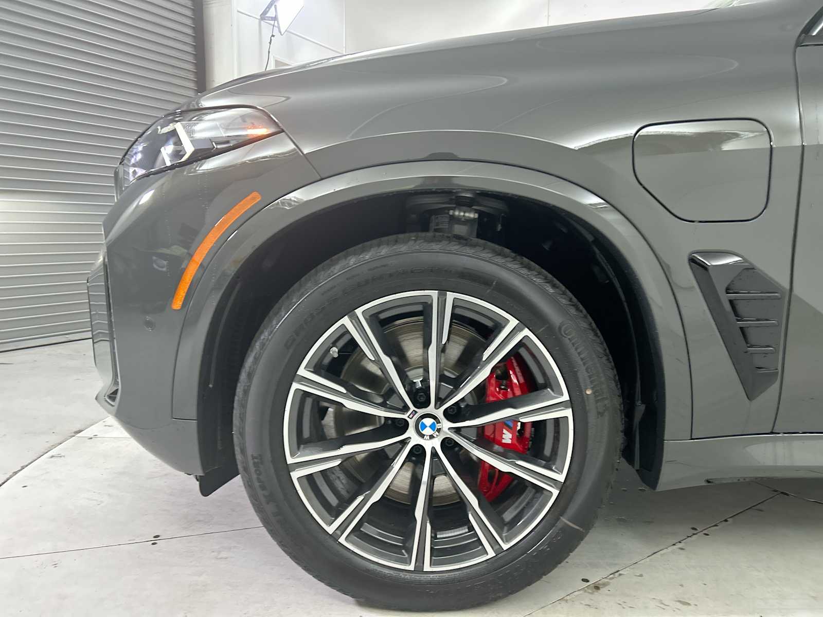 Thumbnail: 2026 BMW X5 - 19