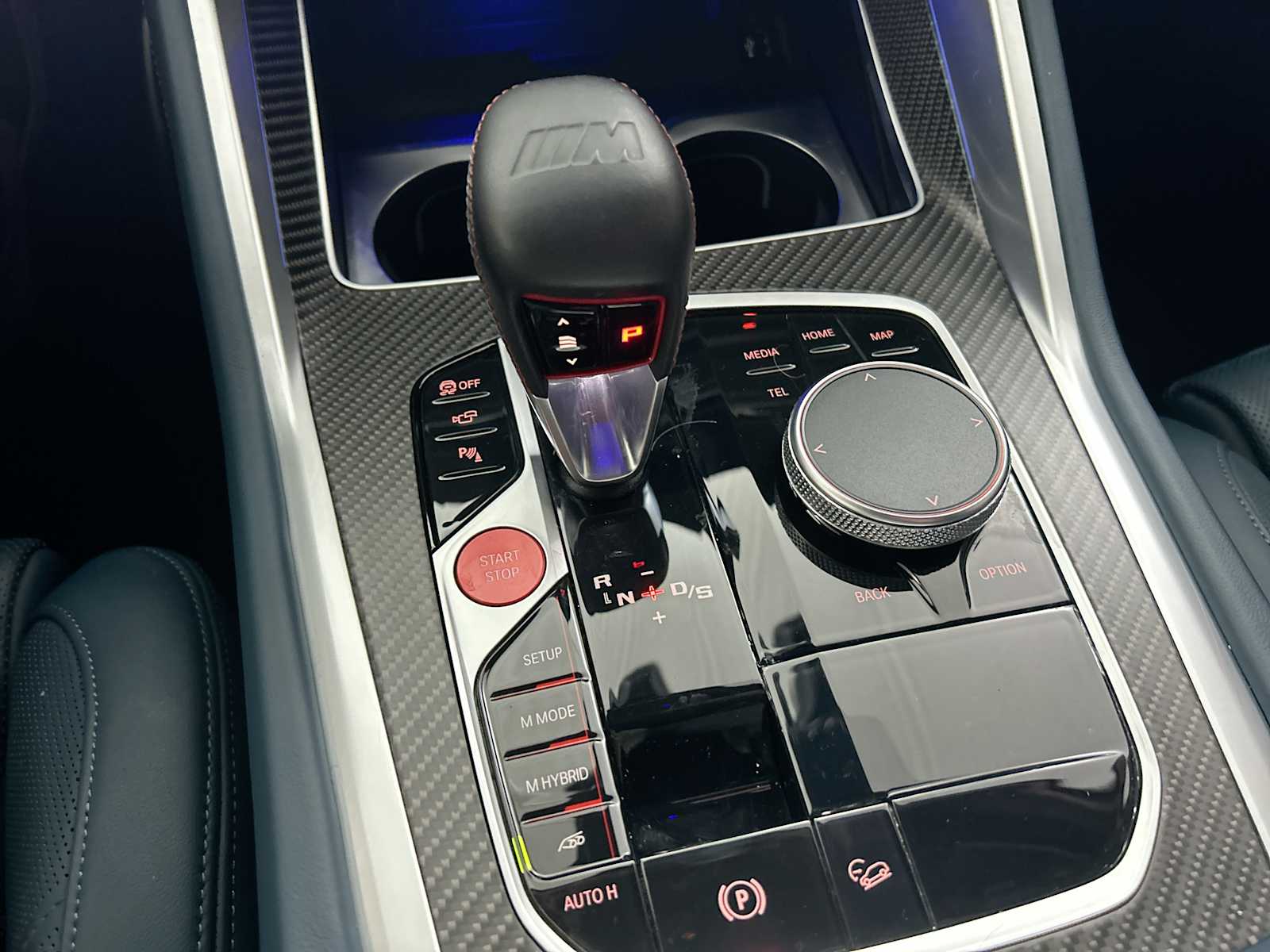 Thumbnail: 2023 BMW XM - 22