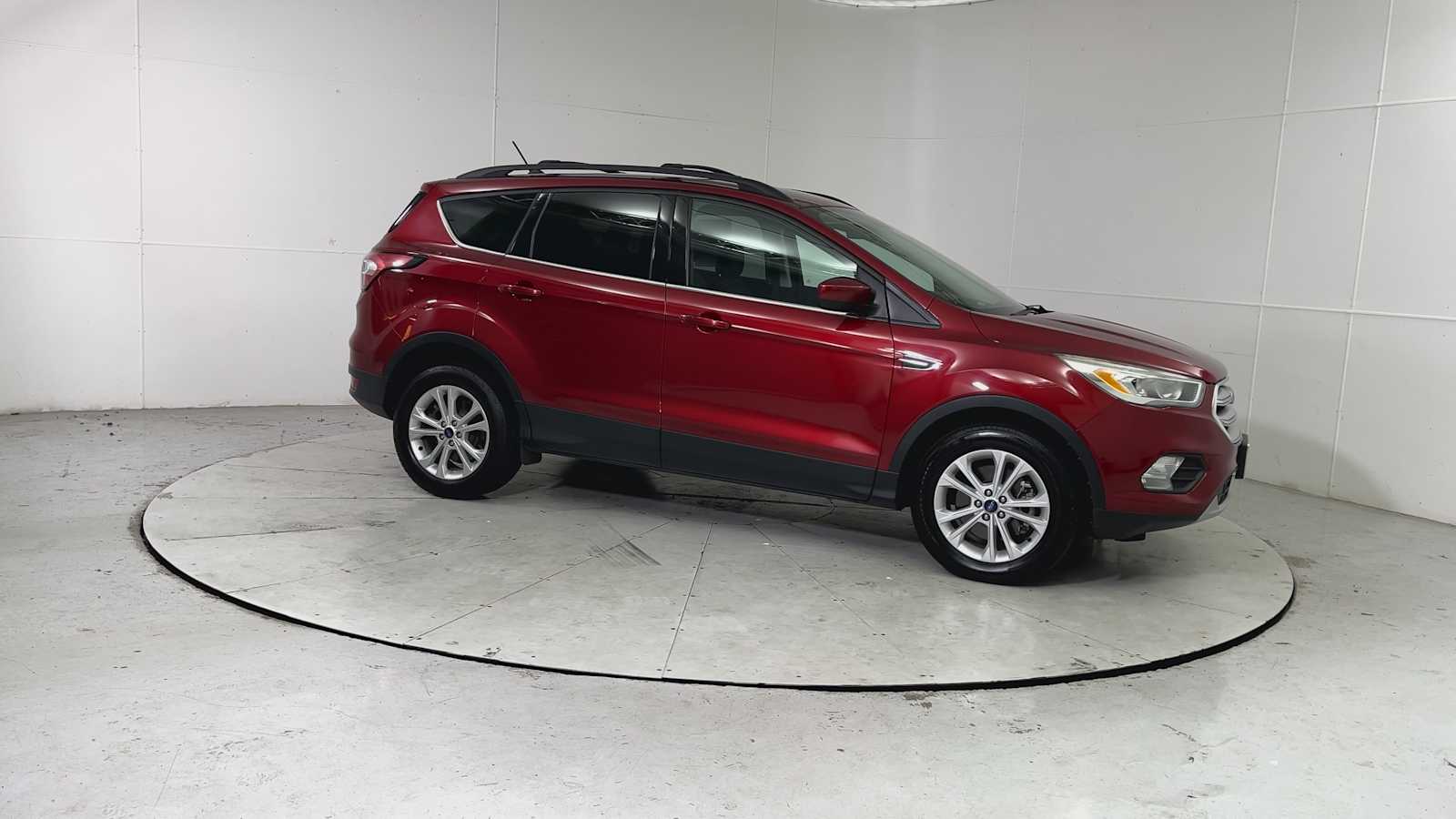 Thumbnail: 2018 Ford Escape - 8