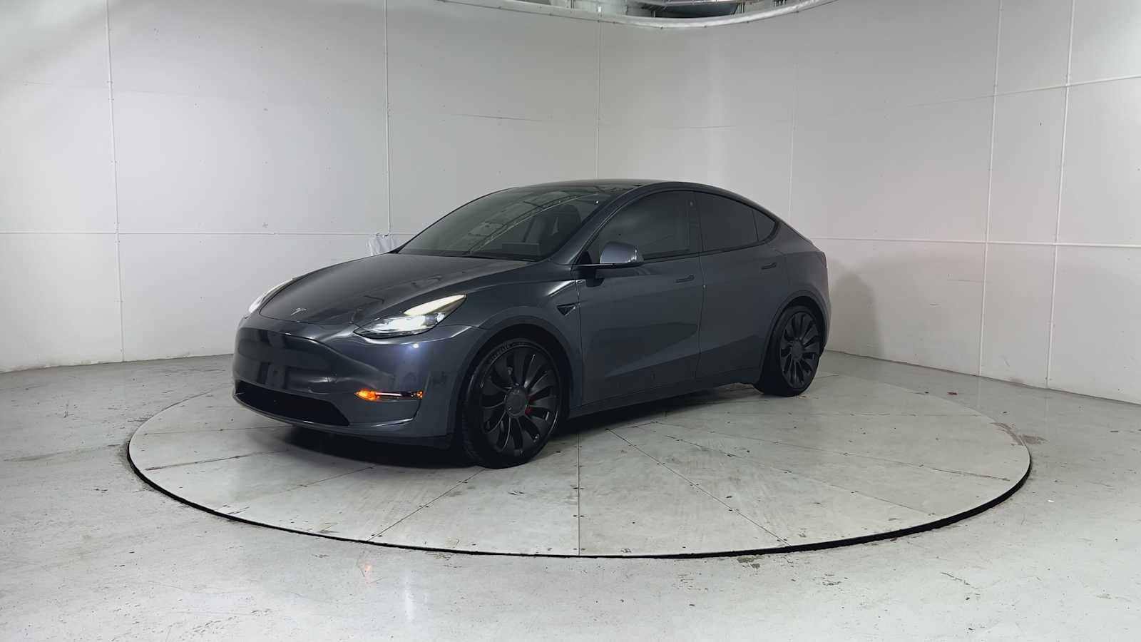 Thumbnail: 2022 Tesla Model Y - 6